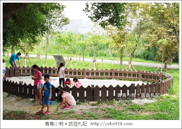 台中大雅景點》中科公園溜滑梯.超長的磨石子溜滑梯~親子同遊去 @青青小熊*旅遊札記 台中大雅景點》中科公園溜滑梯.超長的磨石子溜滑梯~親子同遊去 @青青小熊*旅遊札記