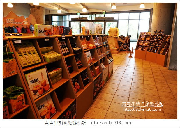台中必去景點》高美溼地&高美濕地遊客服務中心~親子旅行去 @青青小熊*旅遊札記 台中必去景點》高美溼地&高美濕地遊客服務中心~親子旅行去 @青青小熊*旅遊札記