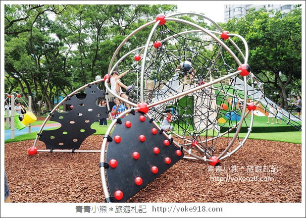 新北市新景點》林口小熊公園.以小熊為主題的公園~兒童共融遊戲場超好玩 @青青小熊*旅遊札記 新北市新景點》林口小熊公園.以小熊為主題的公園~兒童共融遊戲場超好玩 @青青小熊*旅遊札記