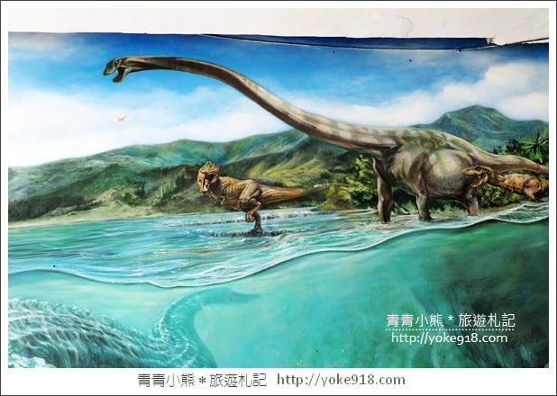 彰化景點》萬興國小彩繪．恐龍世界、宇宙星球~隱藏在國小裡的拍照亮點 @青青小熊＊旅遊札記