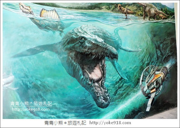 彰化景點》萬興國小彩繪．恐龍世界、宇宙星球~隱藏在國小裡的拍照亮點 @青青小熊＊旅遊札記