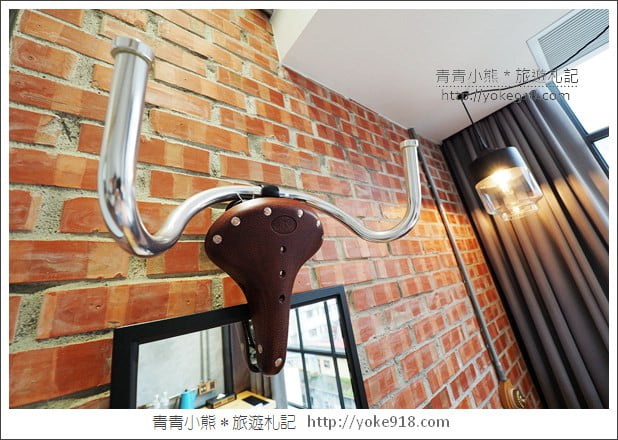 台中住宿》1969藍天飯店.華麗的行李箱牆&設計風房型好吸睛 @青青小熊*旅遊札記 台中住宿》1969藍天飯店.華麗的行李箱牆&設計風房型好吸睛 @青青小熊*旅遊札記