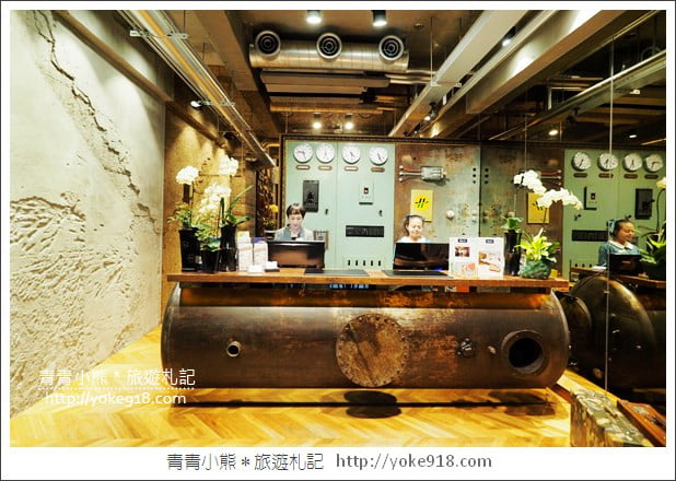 台中住宿》1969藍天飯店．華麗的行李箱牆&設計風房型好吸睛 @青青小熊＊旅遊札記
