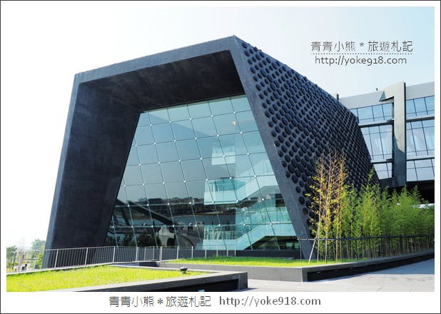 嘉義景點》看見不一樣的故宮南院．期間限定夜間光雕超精采 @青青小熊＊旅遊札記