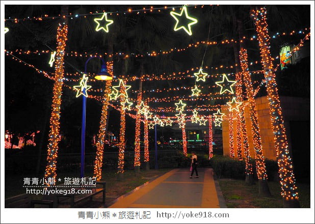 台北2018新北耶誕城》歡樂耶誕城．夢幻燈海.3D光雕秀.粉紅玫瑰星橋浪漫登場 @青青小熊＊旅遊札記