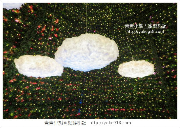 桃園景點》華泰名品城聖誕村．桃園最美聖誕樹~夢幻雪景浪漫滿點(活動已結束) @青青小熊＊旅遊札記