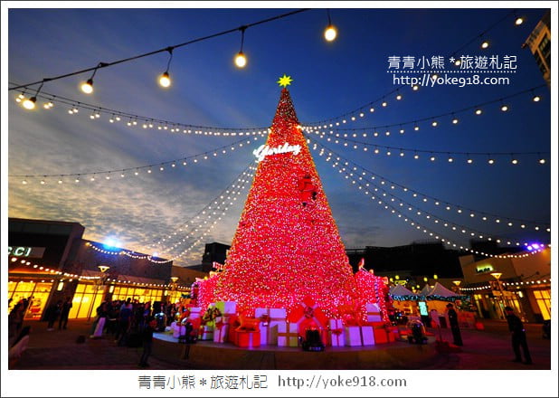 桃園景點》華泰名品城聖誕村．桃園最美聖誕樹~夢幻雪景浪漫滿點(活動已結束) @青青小熊＊旅遊札記