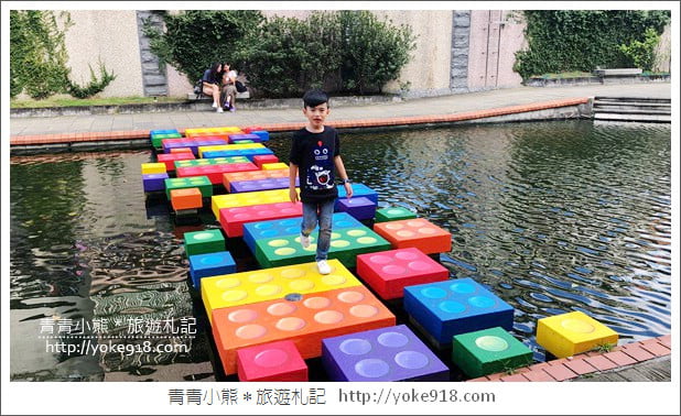 台北景點》新莊中港大排彩繪.積木水上步道,3D立體彩繪~親子同遊好去處 @青青小熊*旅遊札記 台北景點》新莊中港大排彩繪.積木水上步道,3D立體彩繪~親子同遊好去處 @青青小熊*旅遊札記