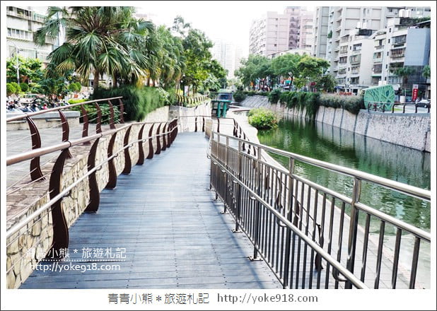 台北景點》新莊中港大排彩繪.積木水上步道,3D立體彩繪~親子同遊好去處 @青青小熊*旅遊札記 台北景點》新莊中港大排彩繪.積木水上步道,3D立體彩繪~親子同遊好去處 @青青小熊*旅遊札記
