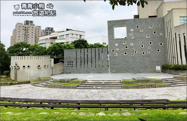 台中太平景點》屯區藝文中心．放大版冰淇淋~期間限定特展 @青青小熊＊旅遊札記
