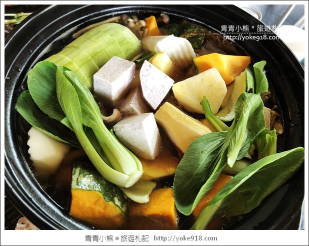 台中新社美食》菇神觀景複合式餐飲.冬菇土雞鍋~滿滿菇香的好味道 @青青小熊*旅遊札記 台中新社美食》菇神觀景複合式餐飲.冬菇土雞鍋~滿滿菇香的好味道 @青青小熊*旅遊札記