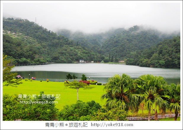 宜蘭景點》礁溪龍潭湖畔悠活園區．白色貨櫃打造的最夯打卡點 @青青小熊＊旅遊札記