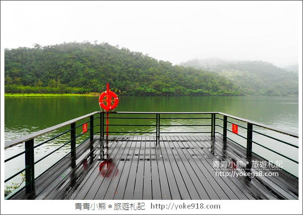 宜蘭景點》礁溪龍潭湖畔悠活園區．白色貨櫃打造的最夯打卡點 @青青小熊＊旅遊札記