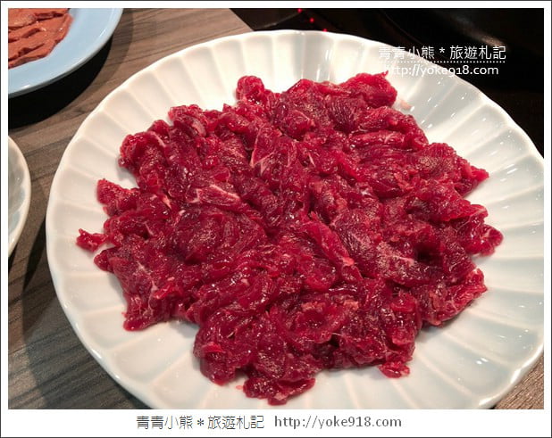 台南美食》安平牛五蔵肉鍋.美味牛肉火鍋~時尚舒適的用餐環境 @青青小熊*旅遊札記 台南美食》安平牛五蔵肉鍋.美味牛肉火鍋~時尚舒適的用餐環境 @青青小熊*旅遊札記