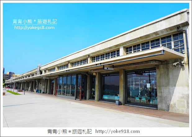 高雄景點》棧貳庫棧伍庫.白色旋轉木馬/摩艾像出沒~拍照散步好去處 @青青小熊*旅遊札記 高雄景點》棧貳庫棧伍庫.白色旋轉木馬/摩艾像出沒~拍照散步好去處 @青青小熊*旅遊札記