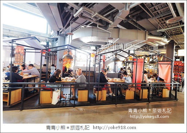 高雄景點》棧貳庫棧伍庫．白色旋轉木馬/摩艾像出沒~拍照散步好去處 @青青小熊＊旅遊札記