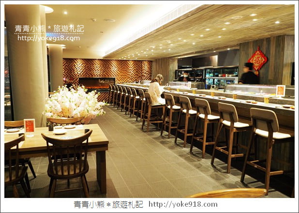 台中餐廳》花鮨日式餐廳.燒肉火鍋日式料理~一起漫步在白色玫瑰花海 @青青小熊*旅遊札記 台中餐廳》花鮨日式餐廳.燒肉火鍋日式料理~一起漫步在白色玫瑰花海 @青青小熊*旅遊札記