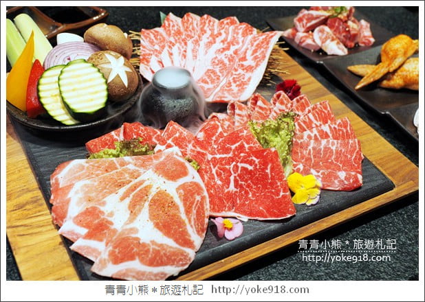 台中餐廳》花鮨日式餐廳.燒肉火鍋日式料理~一起漫步在白色玫瑰花海 @青青小熊*旅遊札記 台中餐廳》花鮨日式餐廳.燒肉火鍋日式料理~一起漫步在白色玫瑰花海 @青青小熊*旅遊札記