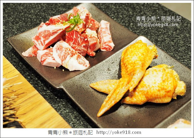 台中餐廳》花鮨日式餐廳.燒肉火鍋日式料理~一起漫步在白色玫瑰花海 @青青小熊*旅遊札記 台中餐廳》花鮨日式餐廳.燒肉火鍋日式料理~一起漫步在白色玫瑰花海 @青青小熊*旅遊札記