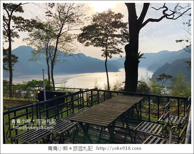 桃園大溪景點》水漾石門咖啡．可以看到湖畔景致的咖啡廳 @青青小熊＊旅遊札記