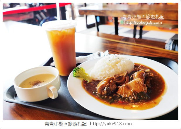 新竹景點》SRC北埔印象咖啡庭園．巨大機器恐龍在新竹北埔出沒 @青青小熊＊旅遊札記