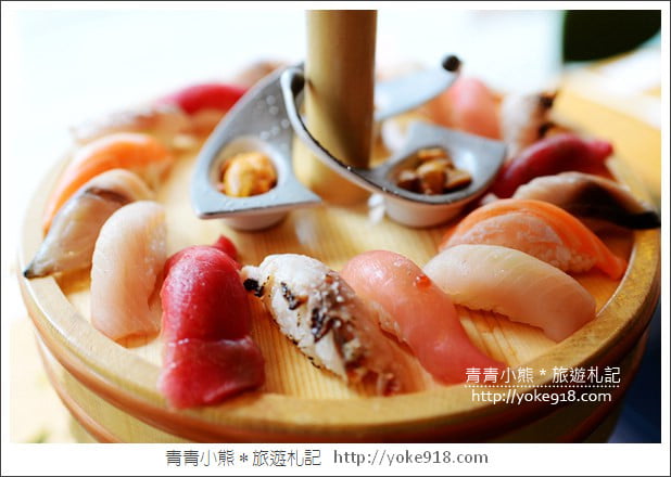 沖繩國際通美食》ちょこっと寿司牧志店.國際通上不一樣的壽司店~歡樂又美味 @青青小熊*旅遊札記 沖繩國際通美食》ちょこっと寿司牧志店.國際通上不一樣的壽司店~歡樂又美味 @青青小熊*旅遊札記