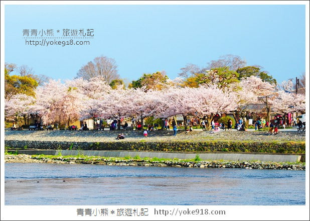 京都一日遊推薦》大阪出發-京都巴士一日遊.帶你一天走訪伏見稻荷大社.清水寺.金閣寺.嵐山 @青青小熊*旅遊札記 京都一日遊推薦》大阪出發-京都巴士一日遊.帶你一天走訪伏見稻荷大社.清水寺.金閣寺.嵐山 @青青小熊*旅遊札記