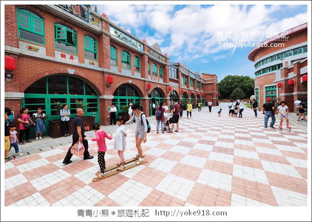 新竹景點》湖口好客文創園區.好玩有趣景點~把老街圓樓都搬過來了 @青青小熊*旅遊札記 新竹景點》湖口好客文創園區.好玩有趣景點~把老街圓樓都搬過來了 @青青小熊*旅遊札記