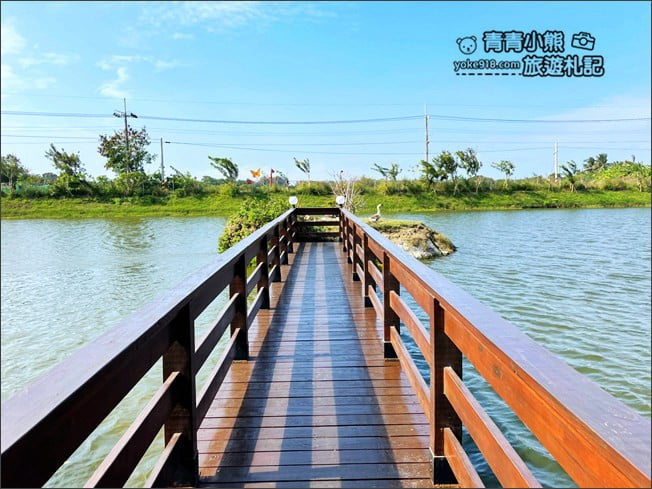 台南景點》水瀨閣．有著水上木屋的海鮮餐廳~還可以玩沙餵魚，聚會好去處 @青青小熊＊旅遊札記