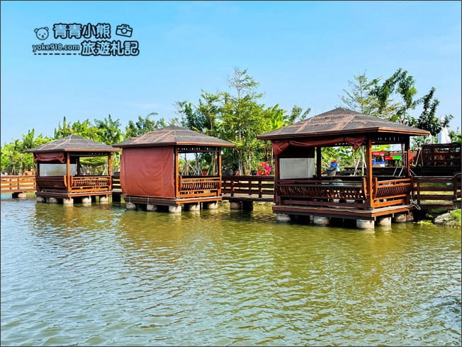 台南景點》水瀨閣．有著水上木屋的海鮮餐廳~還可以玩沙餵魚，聚會好去處 @青青小熊＊旅遊札記
