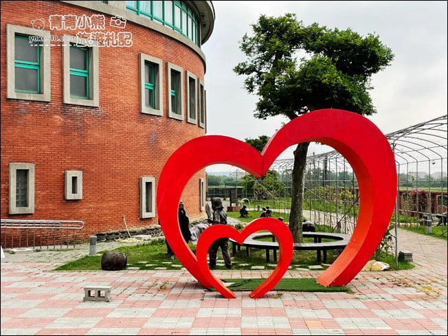 新竹景點》湖口好客文創園區.好玩有趣景點~把老街圓樓都搬過來了 @青青小熊*旅遊札記 新竹景點》湖口好客文創園區.好玩有趣景點~把老街圓樓都搬過來了 @青青小熊*旅遊札記