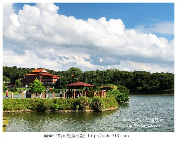 苗栗造橋景點》南瓜隧道登場.美麗的造橋南瓜節~一起漫步湖畔 @青青小熊*旅遊札記 苗栗造橋景點》南瓜隧道登場.美麗的造橋南瓜節~一起漫步湖畔 @青青小熊*旅遊札記