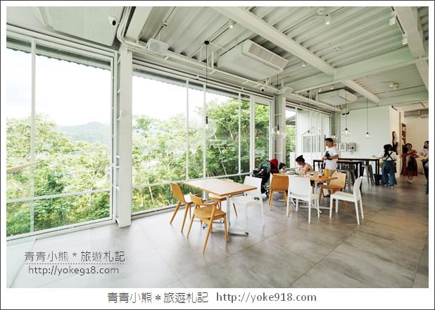 南投景點》蠻荒咖啡．日月潭超夯打卡景點~清新質感的白色咖啡廳 @青青小熊＊旅遊札記