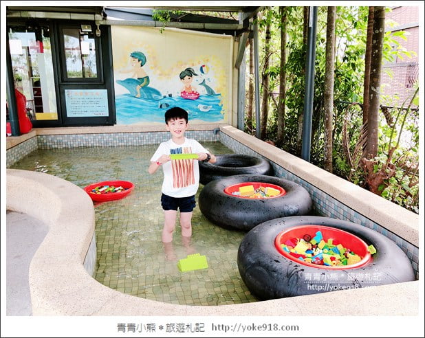 宜蘭親子景點》樂去。玩的瘋，樂高控的最愛~全台唯一結合樂高多元體驗與玩水的餐廳~用餐,DIY,玩水,玩沙一次滿足 @青青小熊＊旅遊札記