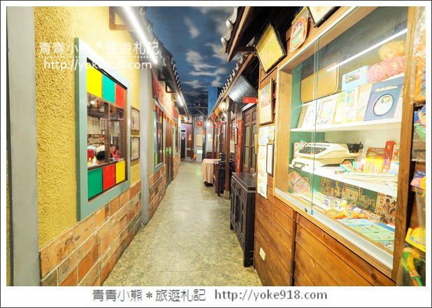 新竹景點》風城之月懷舊餐廳．是美食餐廳也是拍照景點~把山城老街搬進了室內 @青青小熊＊旅遊札記