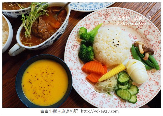 桃園新景點》玫瑰山谷.滿滿玫瑰花的花園~就像走入童話般的夢幻 @青青小熊*旅遊札記 桃園新景點》玫瑰山谷.滿滿玫瑰花的花園~就像走入童話般的夢幻 @青青小熊*旅遊札記