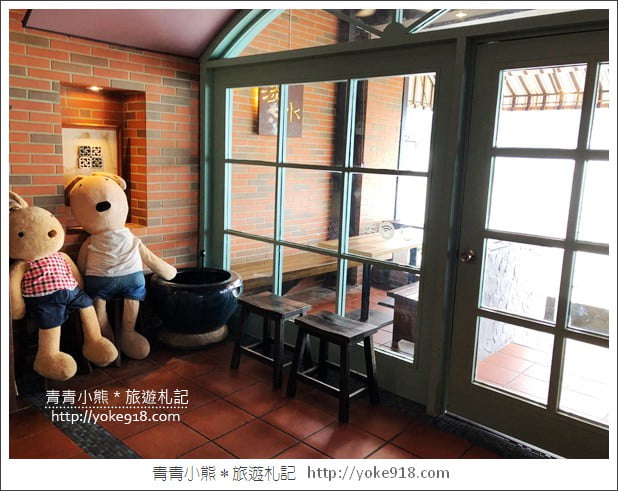 淡水景觀餐廳》淡水長堤咖啡館.融入淡水風景中的河岸咖啡,賞景看夕陽 @青青小熊*旅遊札記 淡水景觀餐廳》淡水長堤咖啡館.融入淡水風景中的河岸咖啡,賞景看夕陽 @青青小熊*旅遊札記