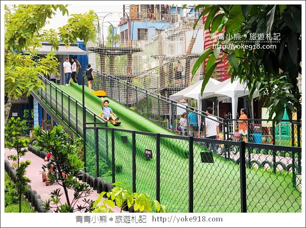 台南新景點》台南貨櫃公園．親子必玩推薦~有滑草、卡丁車、攀岩一票玩到底 @青青小熊＊旅遊札記