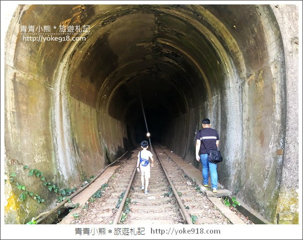 台中后里私房景點》后里舊山線八號隧道.彷彿來到神隱少女的場景 @青青小熊*旅遊札記 台中后里私房景點》后里舊山線八號隧道.彷彿來到神隱少女的場景 @青青小熊*旅遊札記