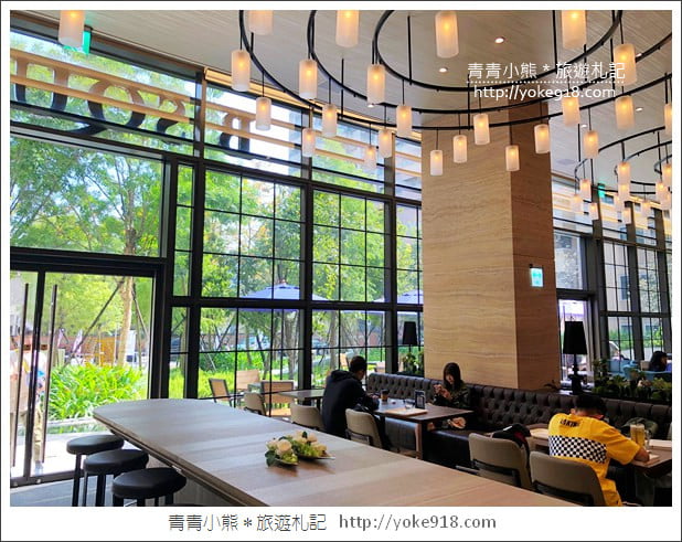 台中飯店》浮雲客棧．近逢甲夜市的智慧飯店~機器人智能旅店 @青青小熊＊旅遊札記