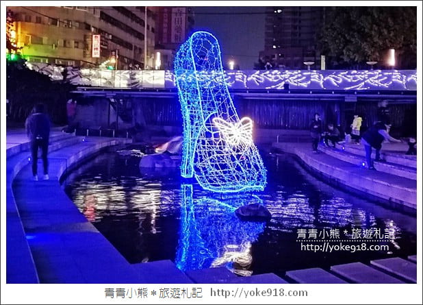 台中新景點》迪士尼朋友出沒．全台最可愛迪士尼聖誕節派對~一起來台中過聖誕 @青青小熊＊旅遊札記