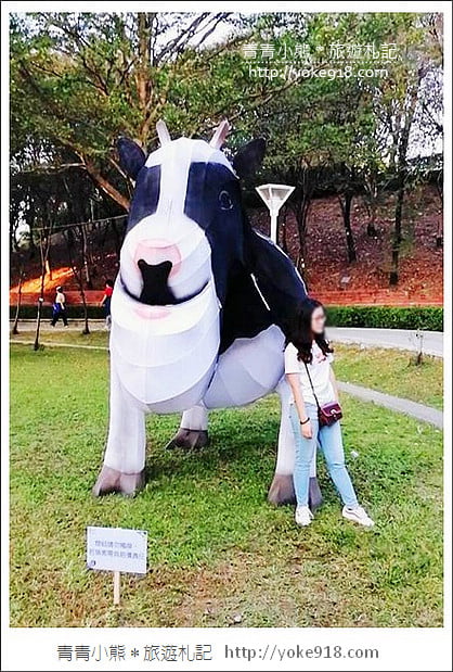 台中景點》2020台中燈會．台中文心森林公園~萌萌戽斗星球動物登場 @青青小熊＊旅遊札記
