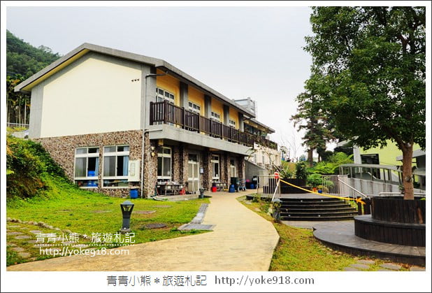 雲林景點》古坑樟湖國小．馬卡龍色系最美的生態國小~茶園雲海好迷人 @青青小熊＊旅遊札記