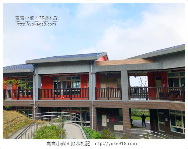 雲林景點》古坑樟湖國小．馬卡龍色系最美的生態國小~茶園雲海好迷人 @青青小熊＊旅遊札記