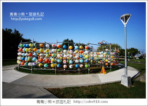 台中景點》東勢燈會．3000顆客家彩燈籠~打造鯉魚迷宮好迷人 @青青小熊＊旅遊札記