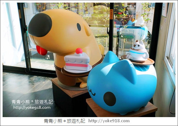 台中景點》奶泡貓咖啡．貓貓蟲,超可愛奶泡貓~咖波迷必訪打卡景點 @青青小熊＊旅遊札記