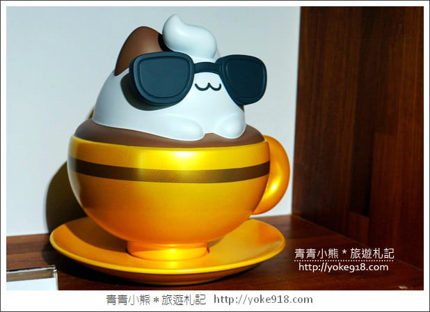 台中景點》奶泡貓咖啡．貓貓蟲,超可愛奶泡貓~咖波迷必訪打卡景點 @青青小熊＊旅遊札記