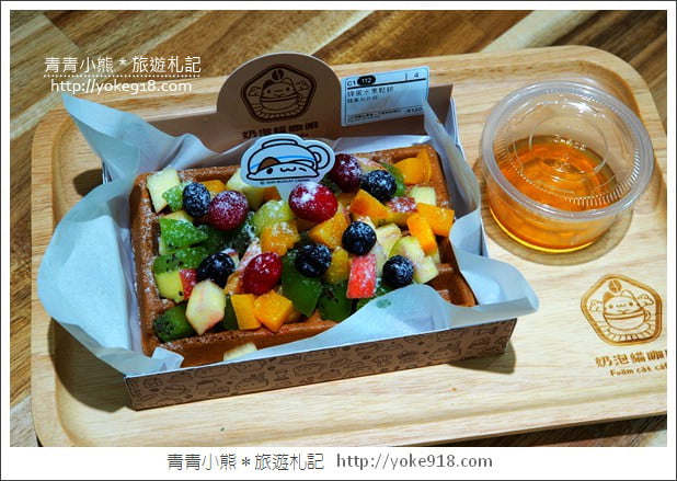 台中景點》奶泡貓咖啡．貓貓蟲,超可愛奶泡貓~咖波迷必訪打卡景點 @青青小熊＊旅遊札記