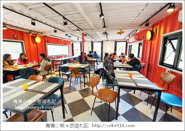 新竹景點》峨眉貨櫃89咖啡.漫步彩虹貨櫃隧道~情侶約會拍照景點 @青青小熊*旅遊札記 新竹景點》峨眉貨櫃89咖啡.漫步彩虹貨櫃隧道~情侶約會拍照景點 @青青小熊*旅遊札記