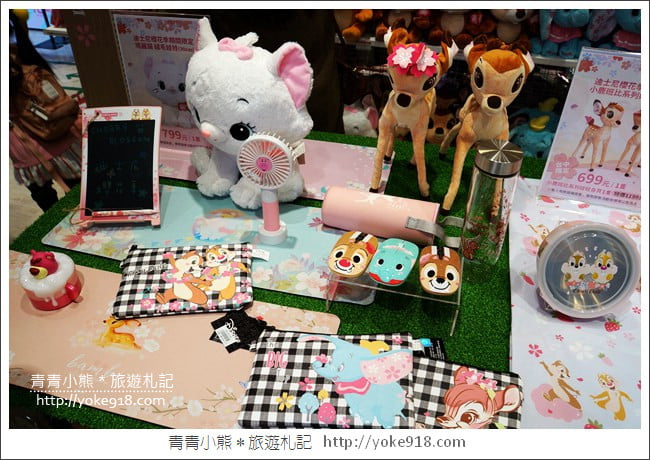 台中景點》Disney櫻花季期間限定店．來去找可愛的小飛象拍照去 @青青小熊＊旅遊札記